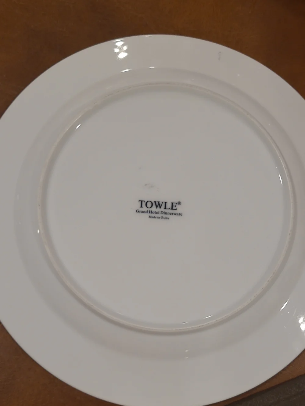 2 Towle Grand Hotel Porcelain Dinner Plates